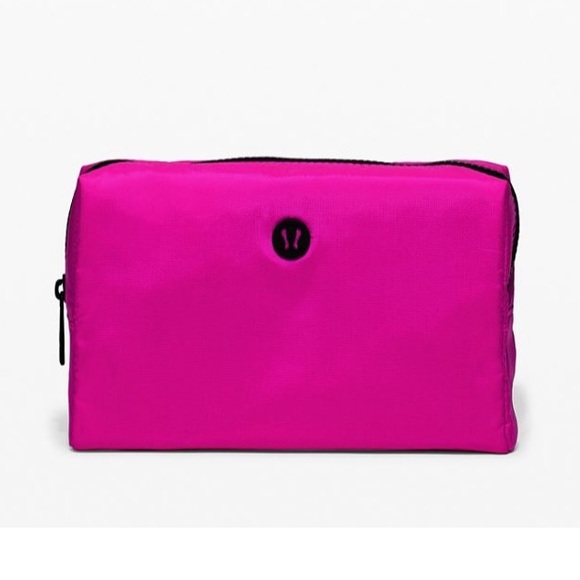 Lululemon All Your Small Things Pouch Mini - Picture 7 of 7